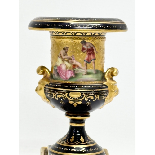 53 - Franz Dörfl. A fine quality Late 19th/Early 20th Century “Royal Vienna” hand painted medici style pe... 