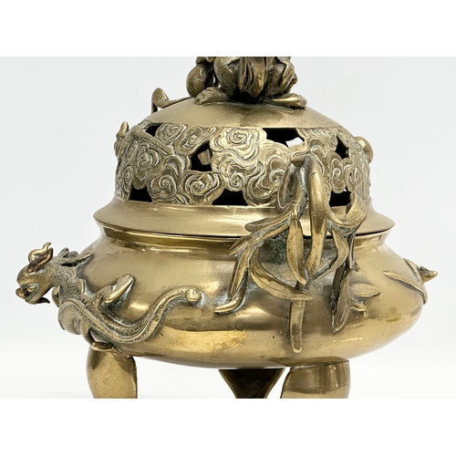 66 - A large 19th Century Chinese, Xuande Revival brass tripod incense burner. Xuande mark. 31x25x34cm