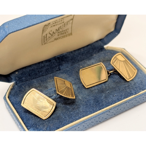 729 - A pair of 9ct gold cufflinks. 4.2g