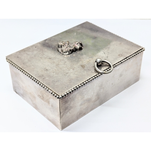 738 - A French silver trinket box, stamped 8G. 264.5g