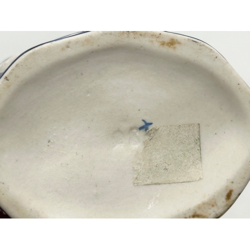 105A - Robert Sowter Castleford Pottery. A rare Early 19th Century Castleford Stoneware sugar bowl and matc... 