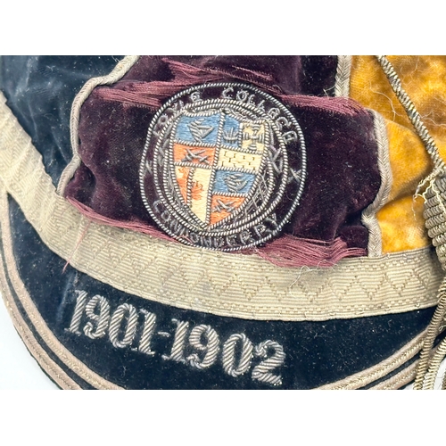 502 - An Early 20th Century Foyle College Londonderry football cap. 1901-1902.