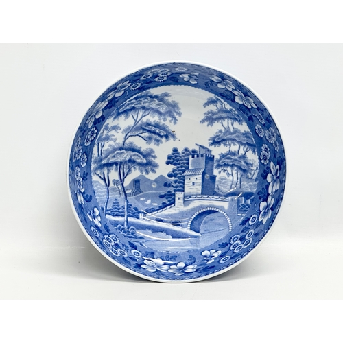 539 - Copeland Spode’s Tower. A Late 19th/Early 20th Century blue and white fruit bowl. 24x10cm