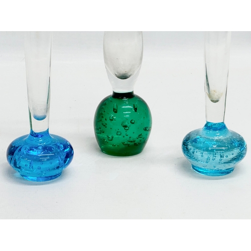 550 - A set of 3 Mid Century art glass, controlled bubble vases. 21cm. 16cm