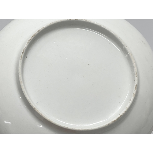 439 - New Hall. An English hybrid hard paste shallow bowl. Late 18th/Early 19th Century. Circa 1795-1805. ... 