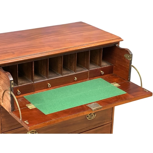 531 - An Early 19th Century George IV mahogany secretaire chest of drawers. Circa 1820. 95x49x103cm