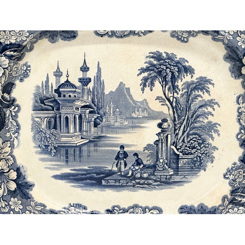 899 - James Jamieson & Co. A Mid 19th Century “Bosphorus” meat platter. 38x33cm