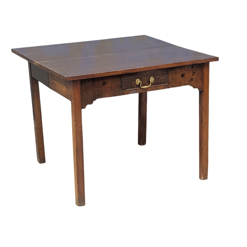 831 - An Early 19th Century George III mahogany gateleg tea table with drawer. Circa 1800. Open 89x88x71cm