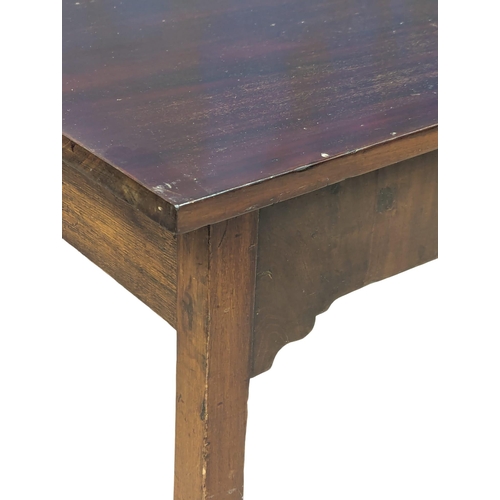 831 - An Early 19th Century George III mahogany gateleg tea table with drawer. Circa 1800. Open 89x88x71cm