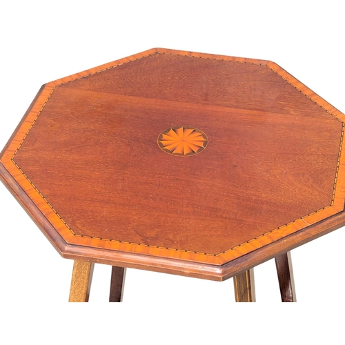 890 - An Early 20th Century Sheraton Revival 2 tier side table. Edwardian. 43x69cm. 3