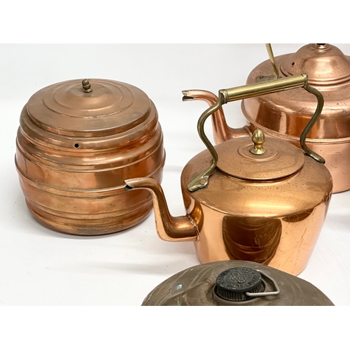 723 - A collection of 19th and Early 20th Century copper. A Victorian copper kettle, 2 Early 20th copper k... 