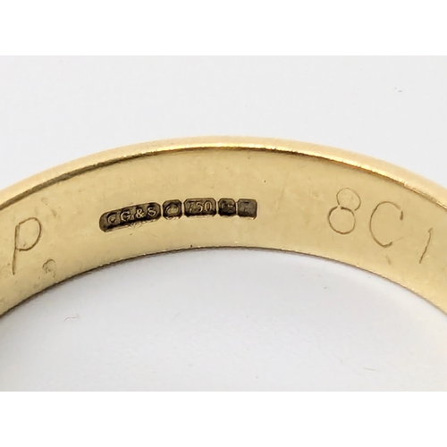 652 - 18ct gold band, 5 grams.  UK size O.