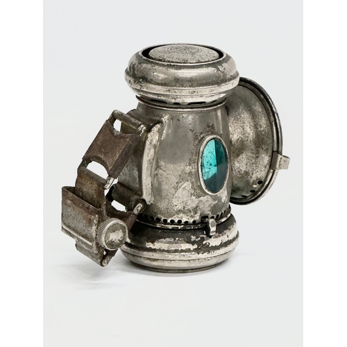 746 - An Early 20th Century Joseph Lucas No320 bike lamp.