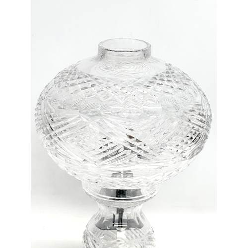 920 - A large Tyrone Crystal 2 piece table lamp. 40cm