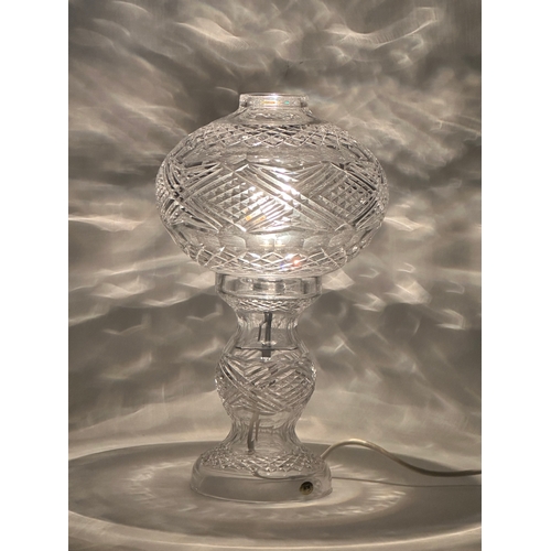 920 - A large Tyrone Crystal 2 piece table lamp. 40cm