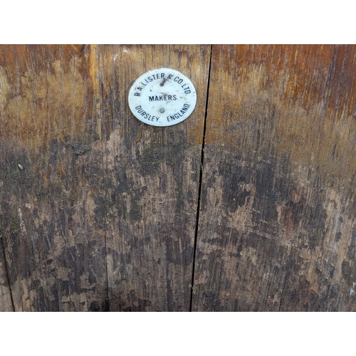 474 - An Early 20th Century oak planter on stand.