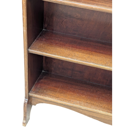 861 - A vintage mahogany open bookcase. 122x27x111cm. 1