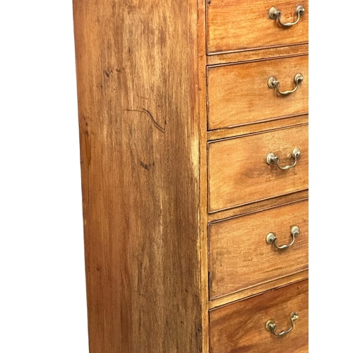 709 - A large Early 19th Century George III mahogany tallboy chest of drawers. Circa 1800. 117x60x156.5cm