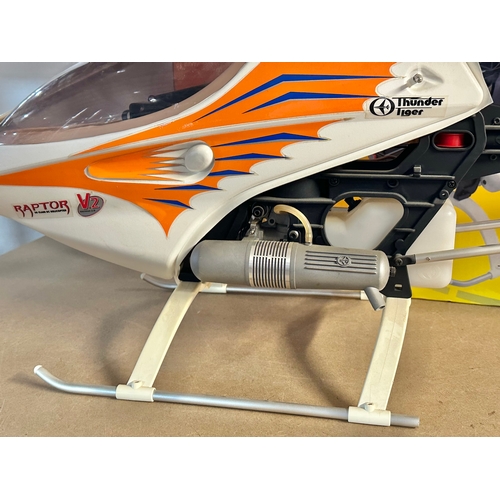 VINTAGE RAPTOR THUNDER Tiger 30 Class Helicopter EUR 280,00 - FR