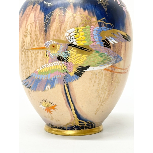 5 - A Carlton Ware Sketching Bird vase. C.1930. 17cm.