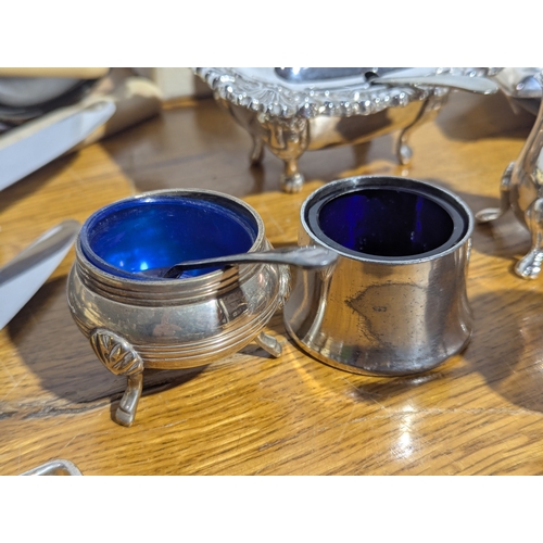 261 - Quantity of vintage EPNS cutlery, cruet sets etc