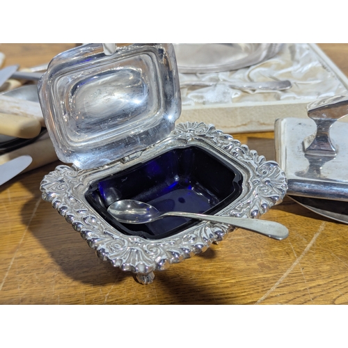 261 - Quantity of vintage EPNS cutlery, cruet sets etc