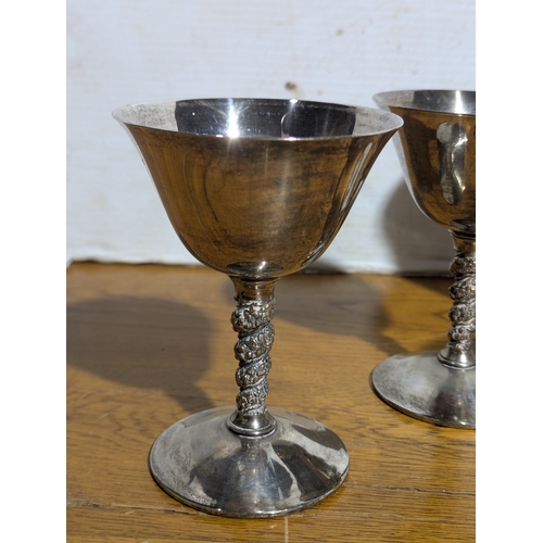 262 - Quantity of EPNS drinking glasses and bowl