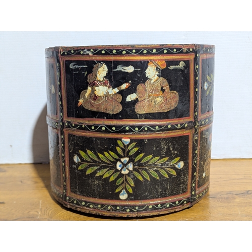 18 - Painted Indian planter, 26x24cm