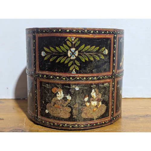 18 - Painted Indian planter, 26x24cm