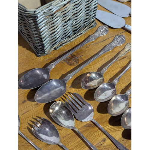 232 - Quantity of vintage EPNS cutlery