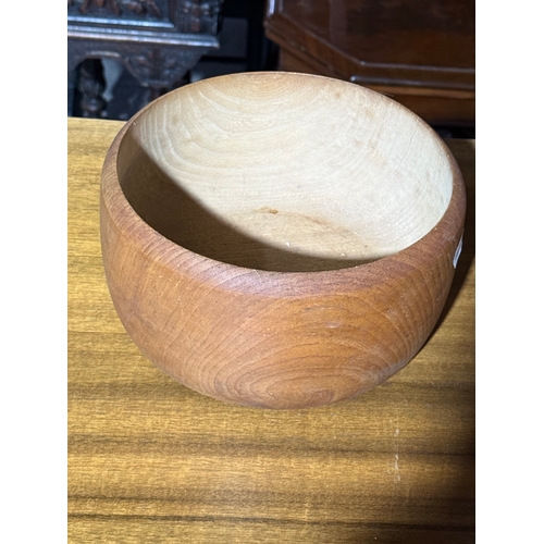 241 - A mid century teak fruit bowl. 22x12cm.