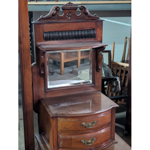 25 - A large late Victorian walnut pedestal dressing table, 153cm X 59cm X 197cm