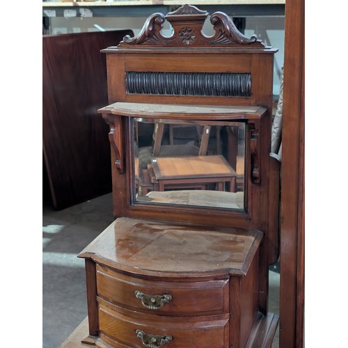 25 - A large late Victorian walnut pedestal dressing table, 153cm X 59cm X 197cm