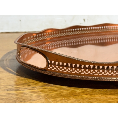 244 - A copper tray. 56.5x38x5.5cm