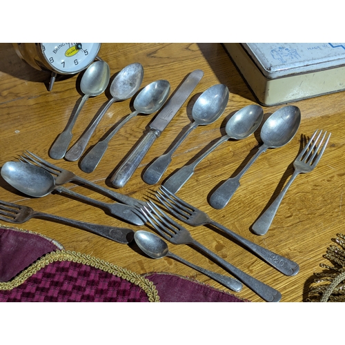 211A - Sundry lot of assorted items