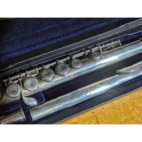 214A - Yamaha flute in case