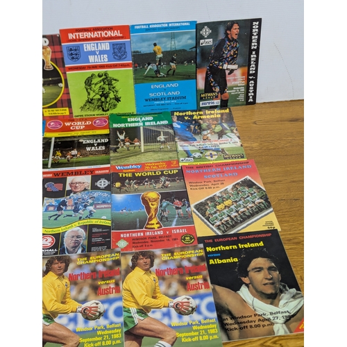136 - Quantity of international football programmes