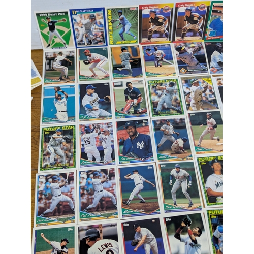 137 - Quantity of Topps baseball cards