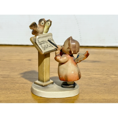 115 - A Goebel Hummel Bird Duet figurine. 10.7cm.