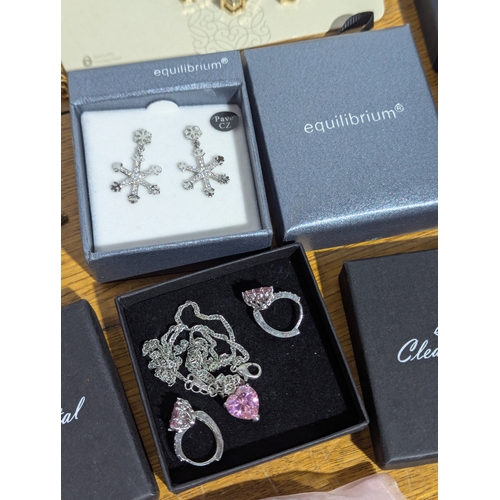 151 - Quantity of costume jewellery and watches