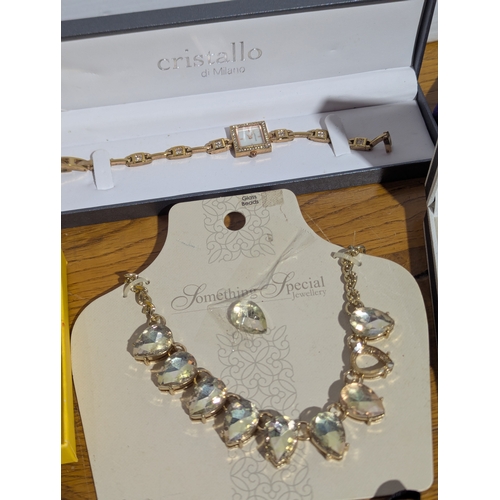 151 - Quantity of costume jewellery and watches