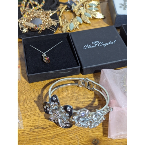 151 - Quantity of costume jewellery and watches