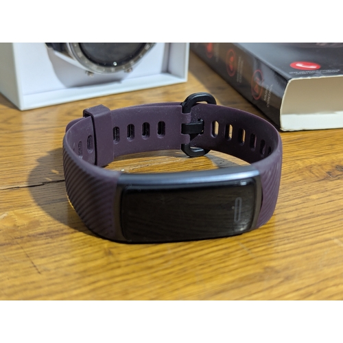 155 - Quantity of smart watches