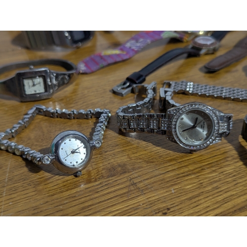 158 - Quantity of watches including Pulsar, infinite, Timex etc