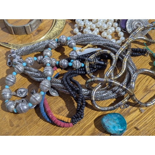 166 - Quantity of costume jewellery