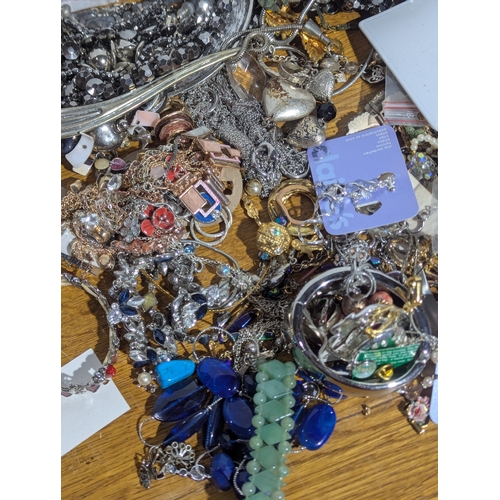167 - Quantity of costume jewellery