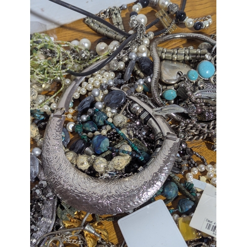 167 - Quantity of costume jewellery