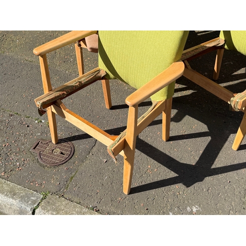 272 - A set of five vintage Parker Knoll armchairs. Model PK733