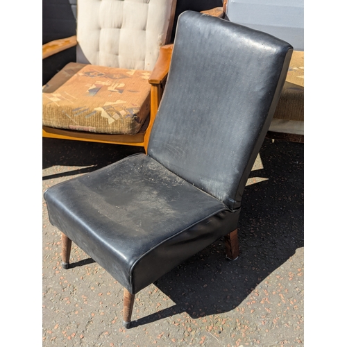 281 - 5 vintage Parker Knoll chairs with a leather mid century sideboard chair