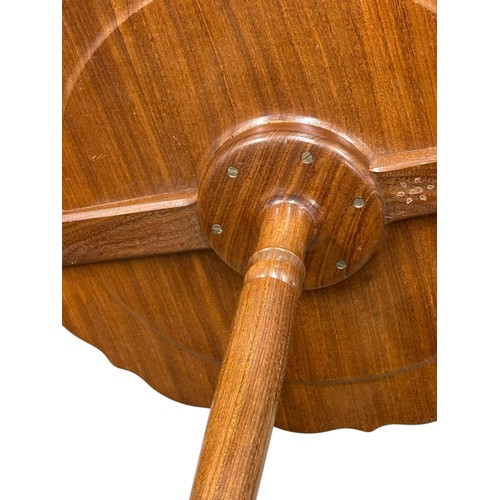 65 - A good quality Georgian style teak pedestal table. 55x59cm. (8)